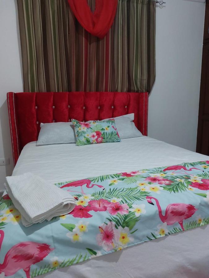 El Aplatanao Hotel Pedernales Bagian luar foto