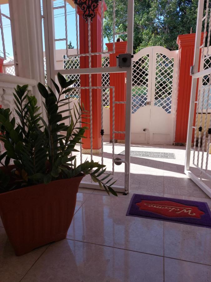 El Aplatanao Hotel Pedernales Bagian luar foto