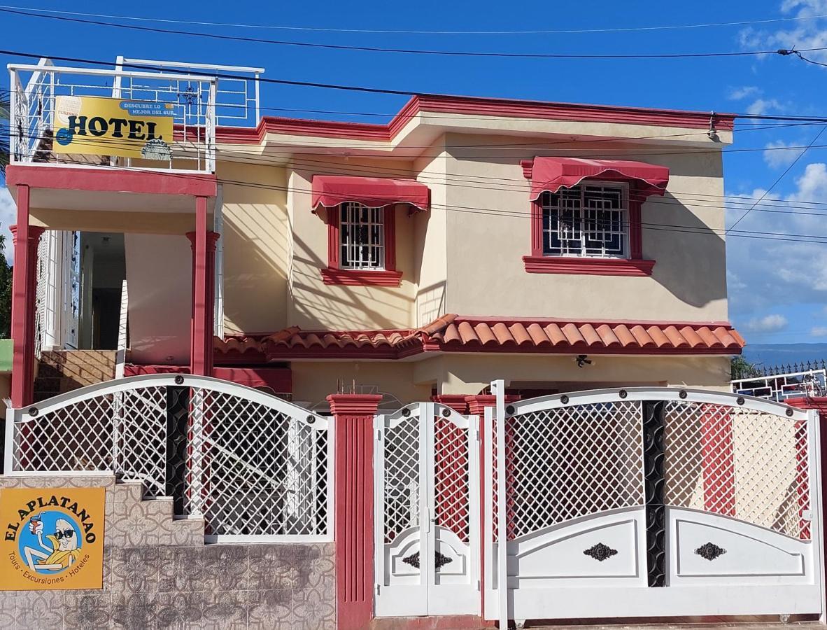 El Aplatanao Hotel Pedernales Bagian luar foto