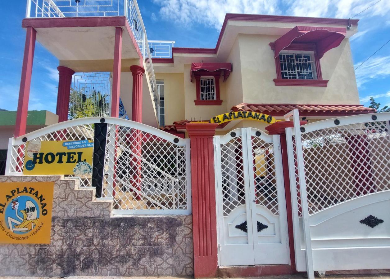 El Aplatanao Hotel Pedernales Bagian luar foto