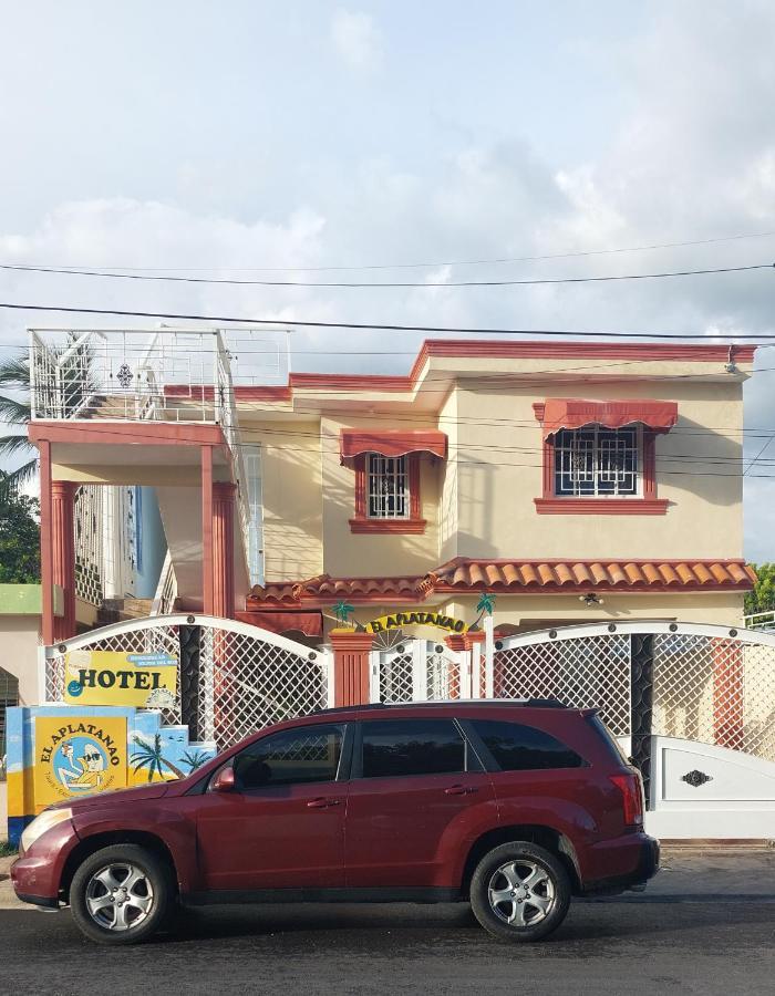El Aplatanao Hotel Pedernales Bagian luar foto